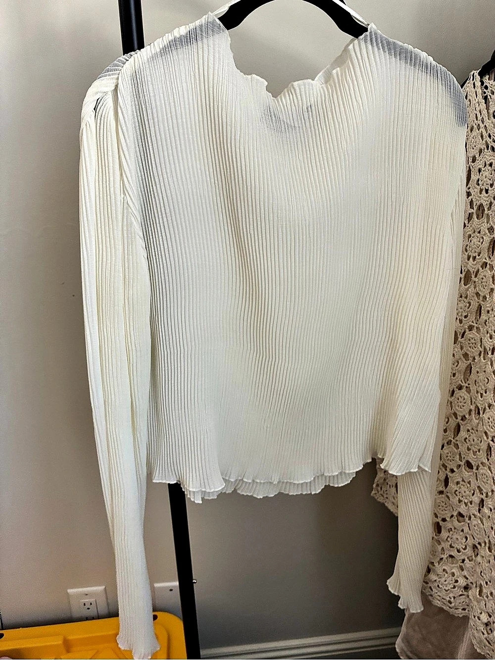 Lioness  Top Pleated Long Sleeve Blouse White Large